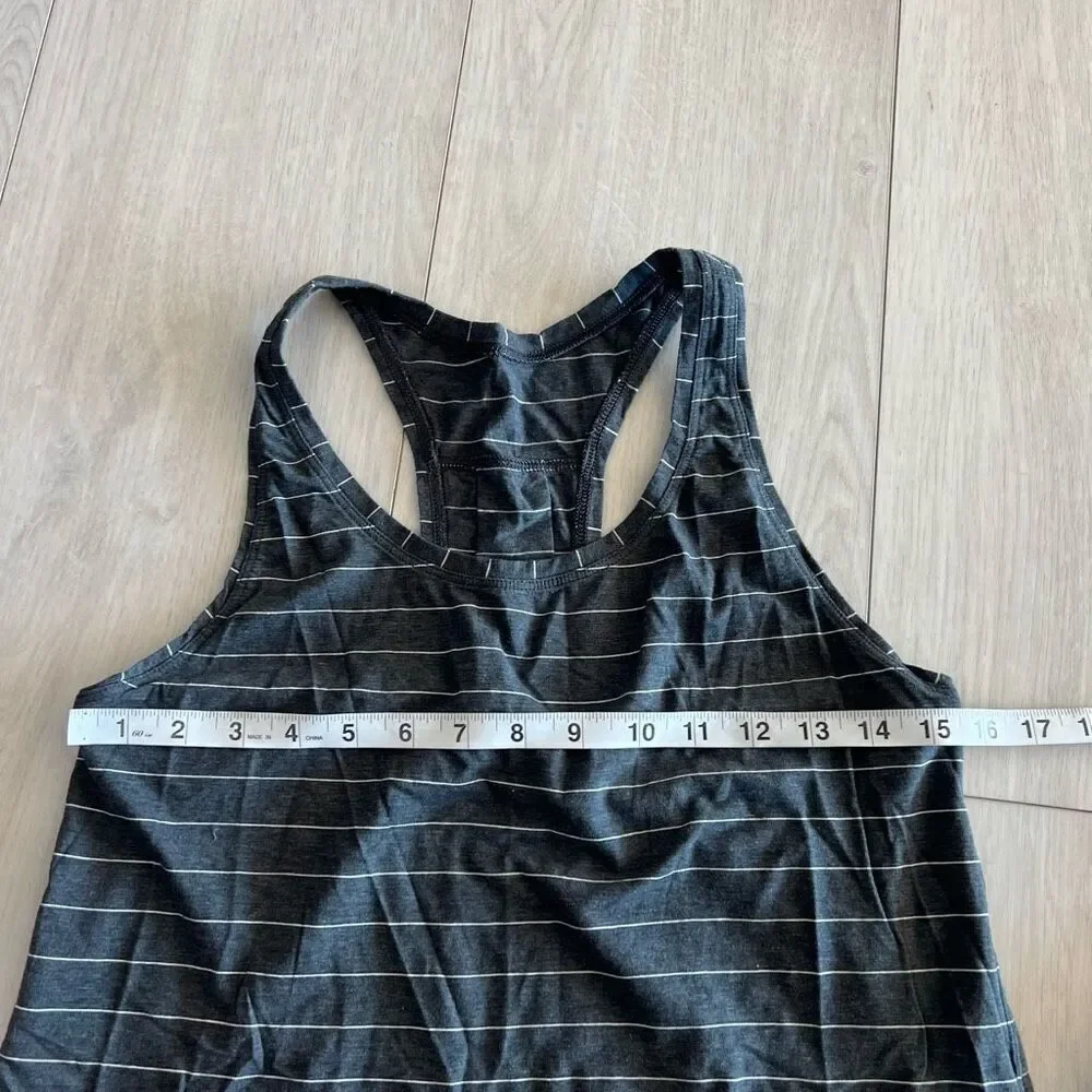 Lululemon women’s top size s